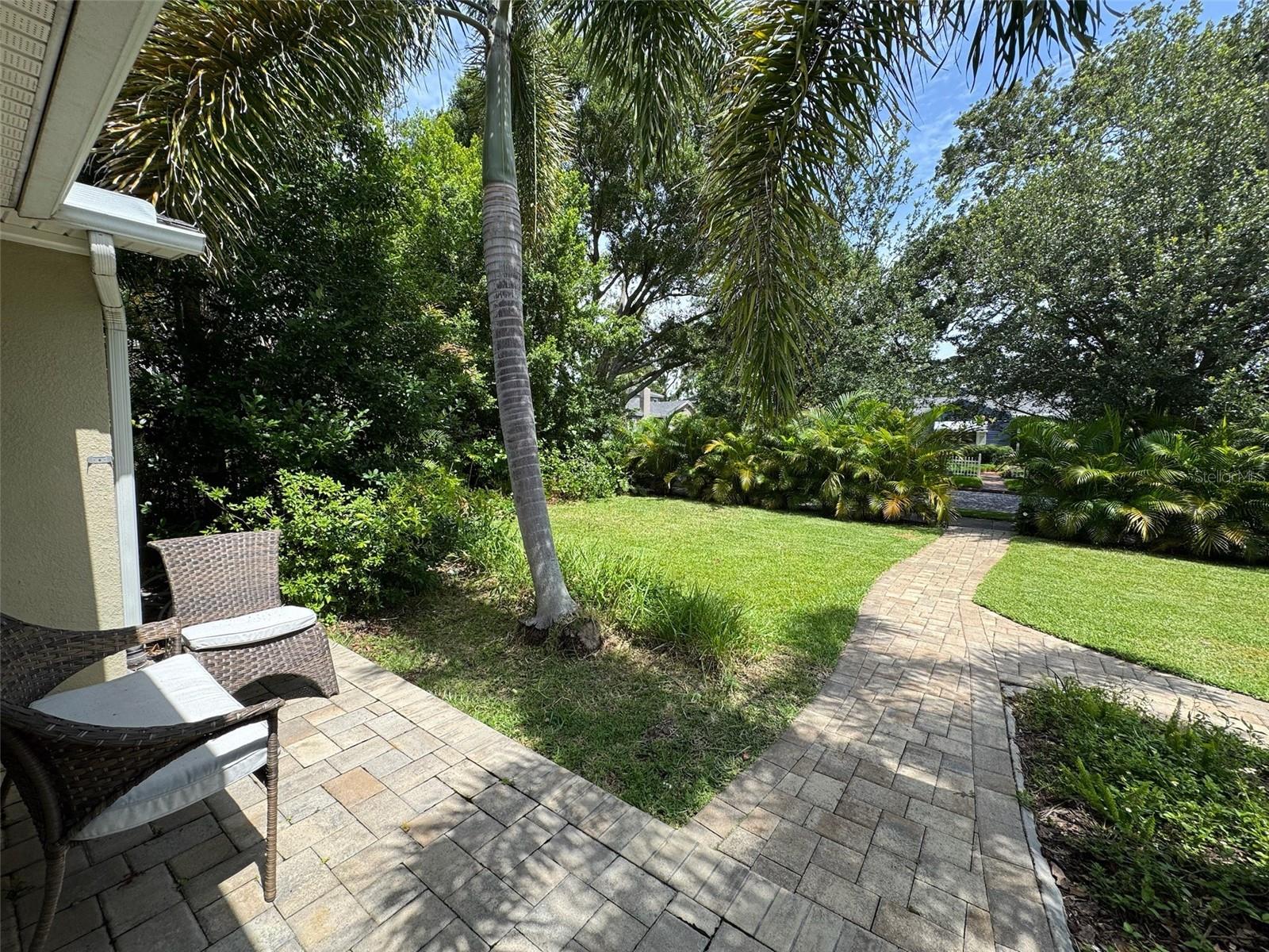 Image 42 of 49 For 136 25th Avenue N