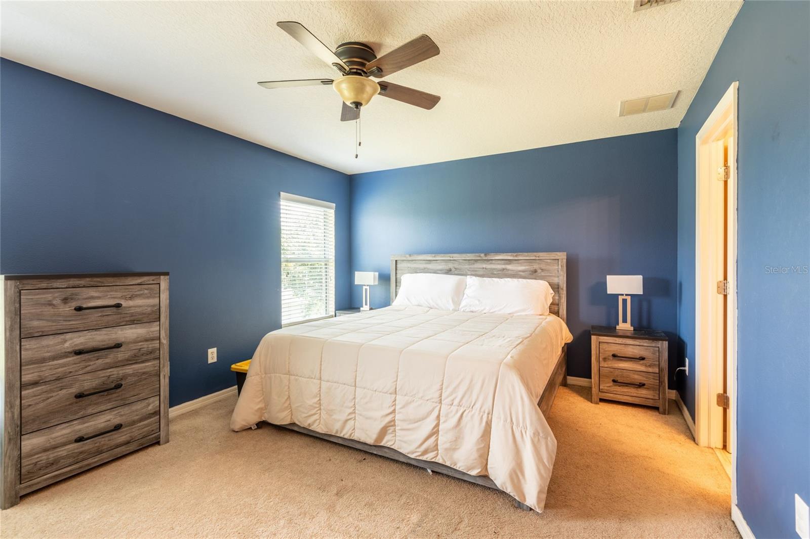 Image 15 of 26 For 8814 Red Beechwood Court