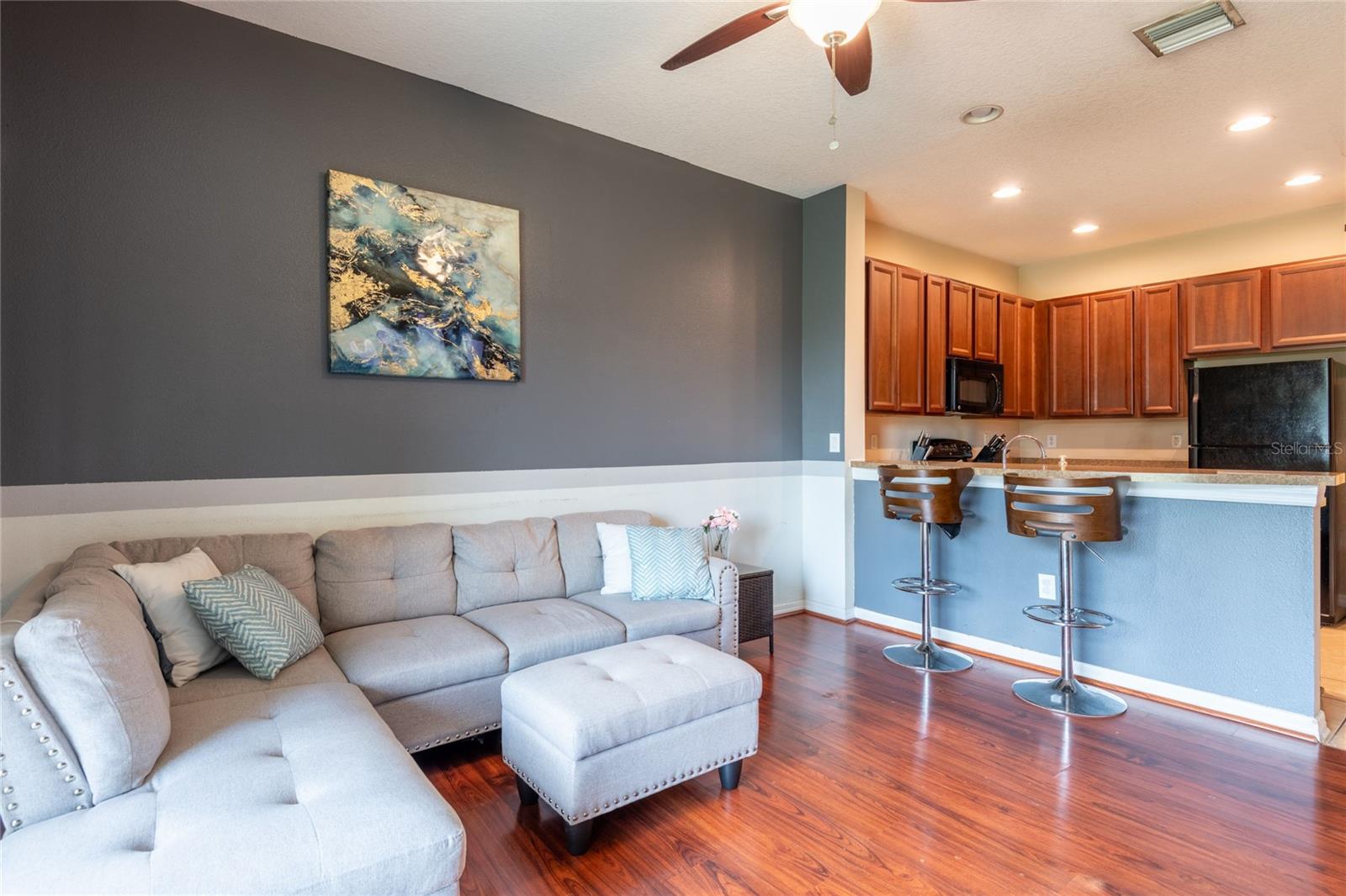 Image 4 of 26 For 8814 Red Beechwood Court