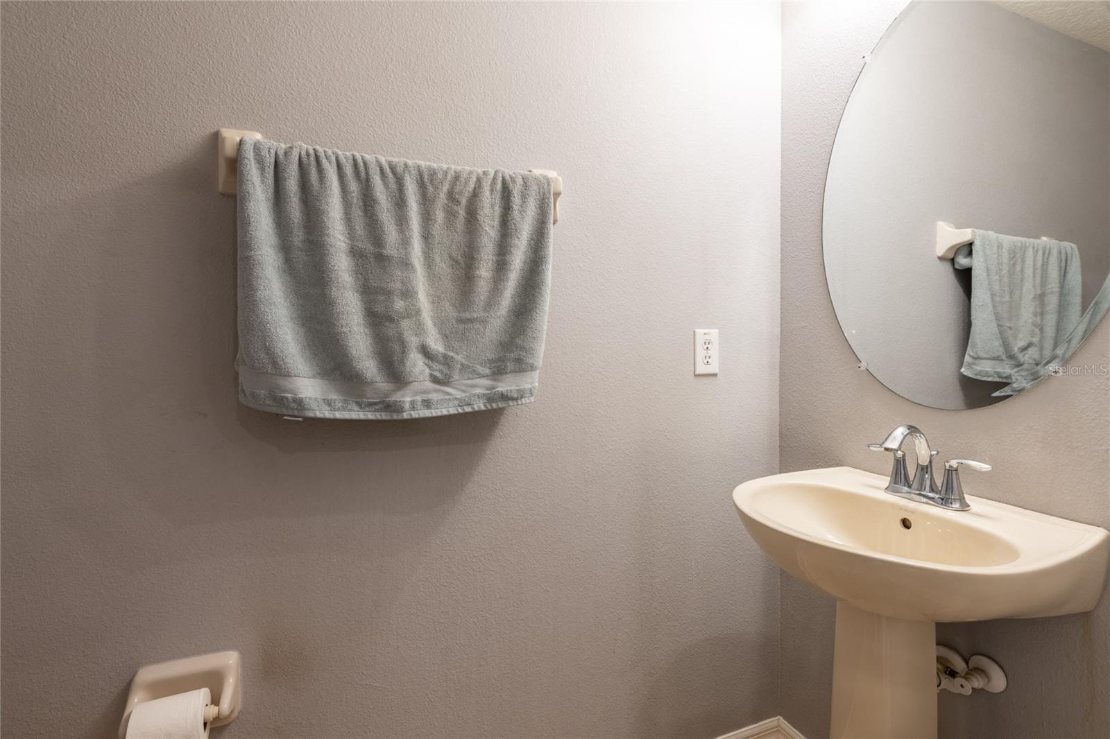 Image 8 of 26 For 8814 Red Beechwood Court