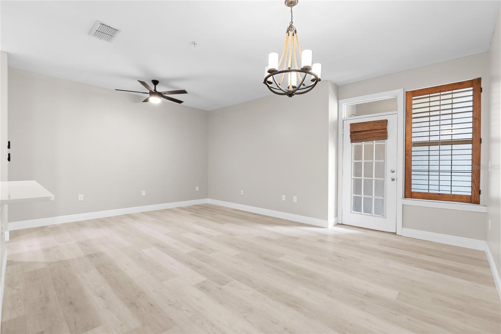Image 16 of 31 For 4221 Spruce Street 1108