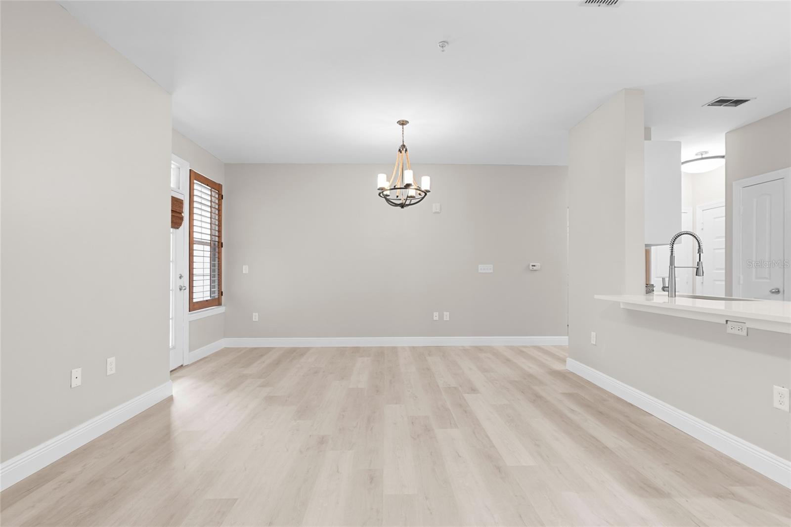 Image 18 of 31 For 4221 Spruce Street 1108