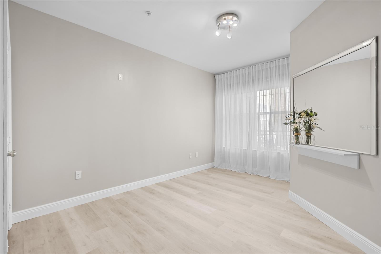 Image 25 of 31 For 4221 Spruce Street 1108