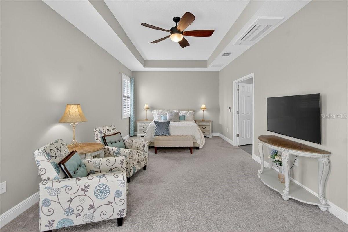 Image 20 of 58 For 13136 Peachleaf Avenue