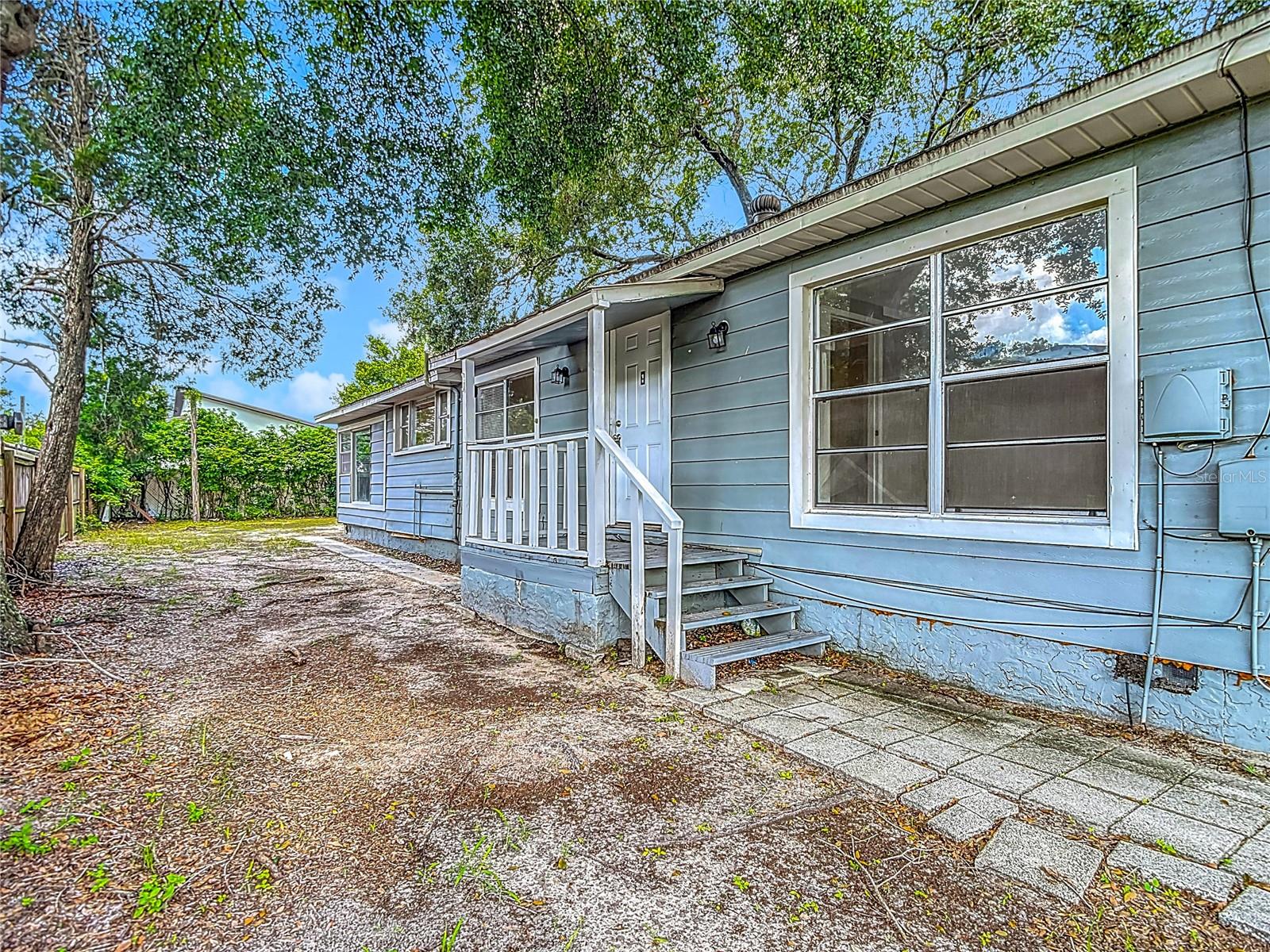 Image 11 of 51 For 8614 Orangeview Avenue