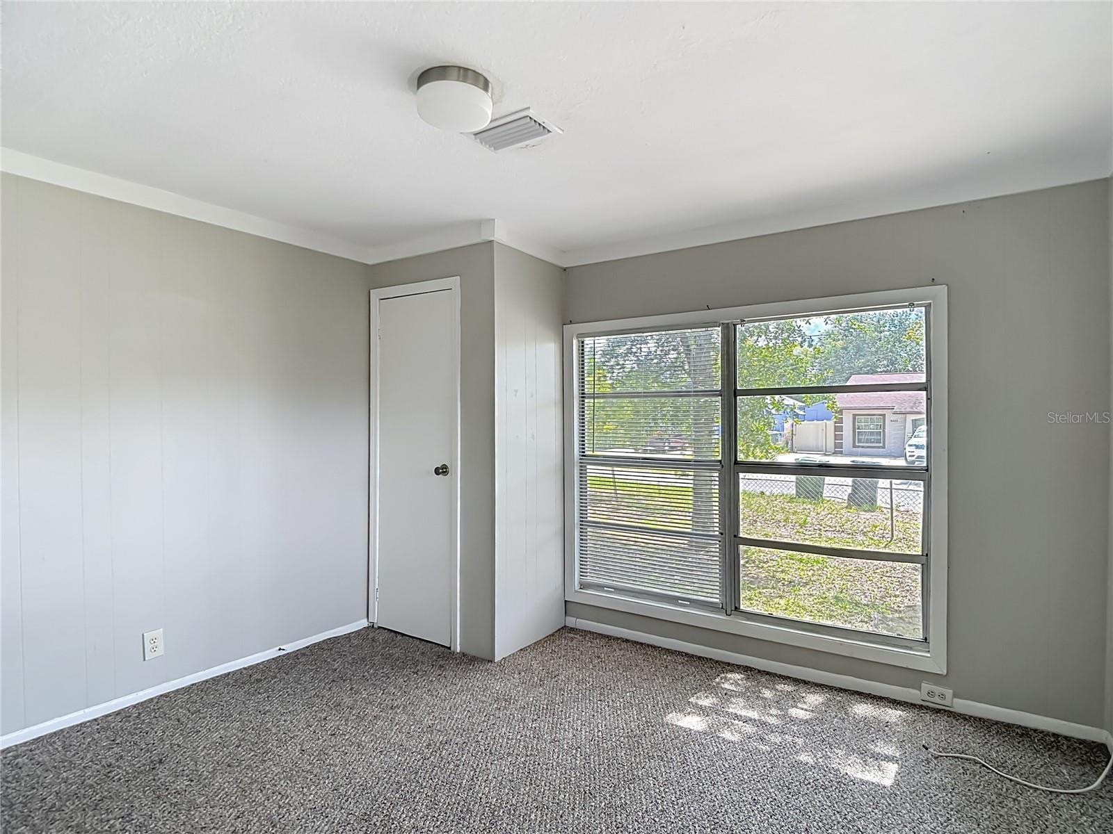 Image 23 of 51 For 8614 Orangeview Avenue