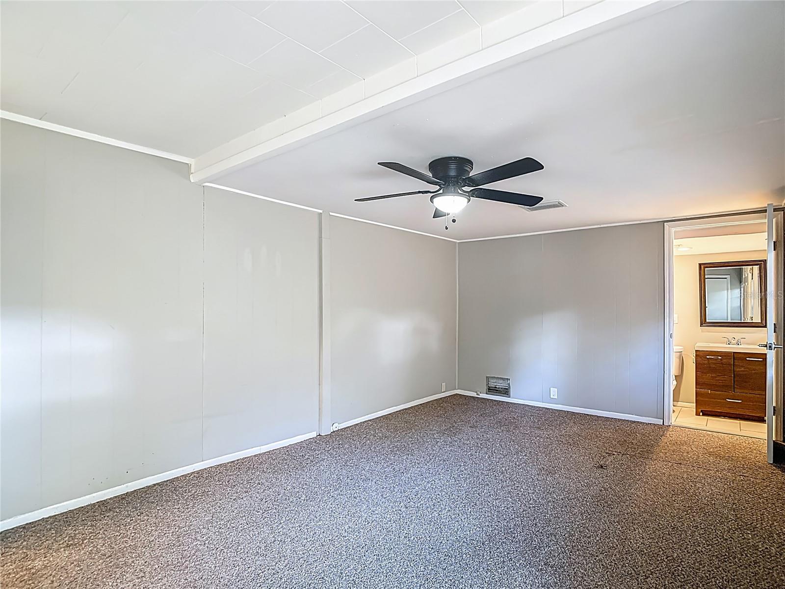 Image 31 of 51 For 8614 Orangeview Avenue