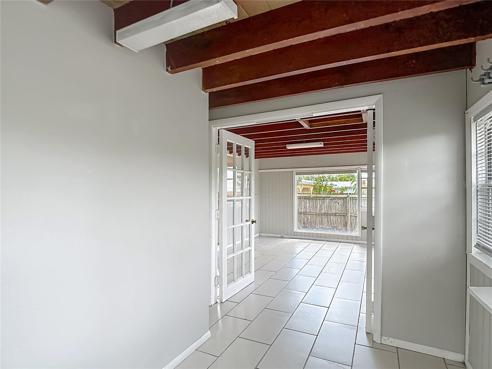 Image 42 of 51 For 8614 Orangeview Avenue
