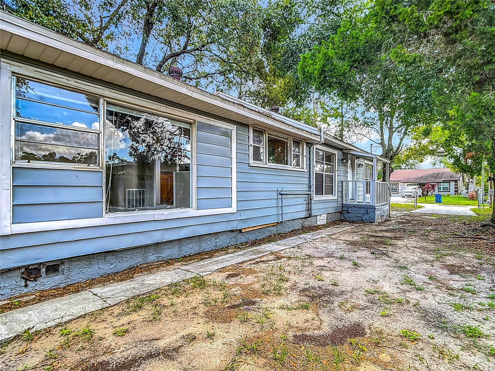 Image 44 of 51 For 8614 Orangeview Avenue