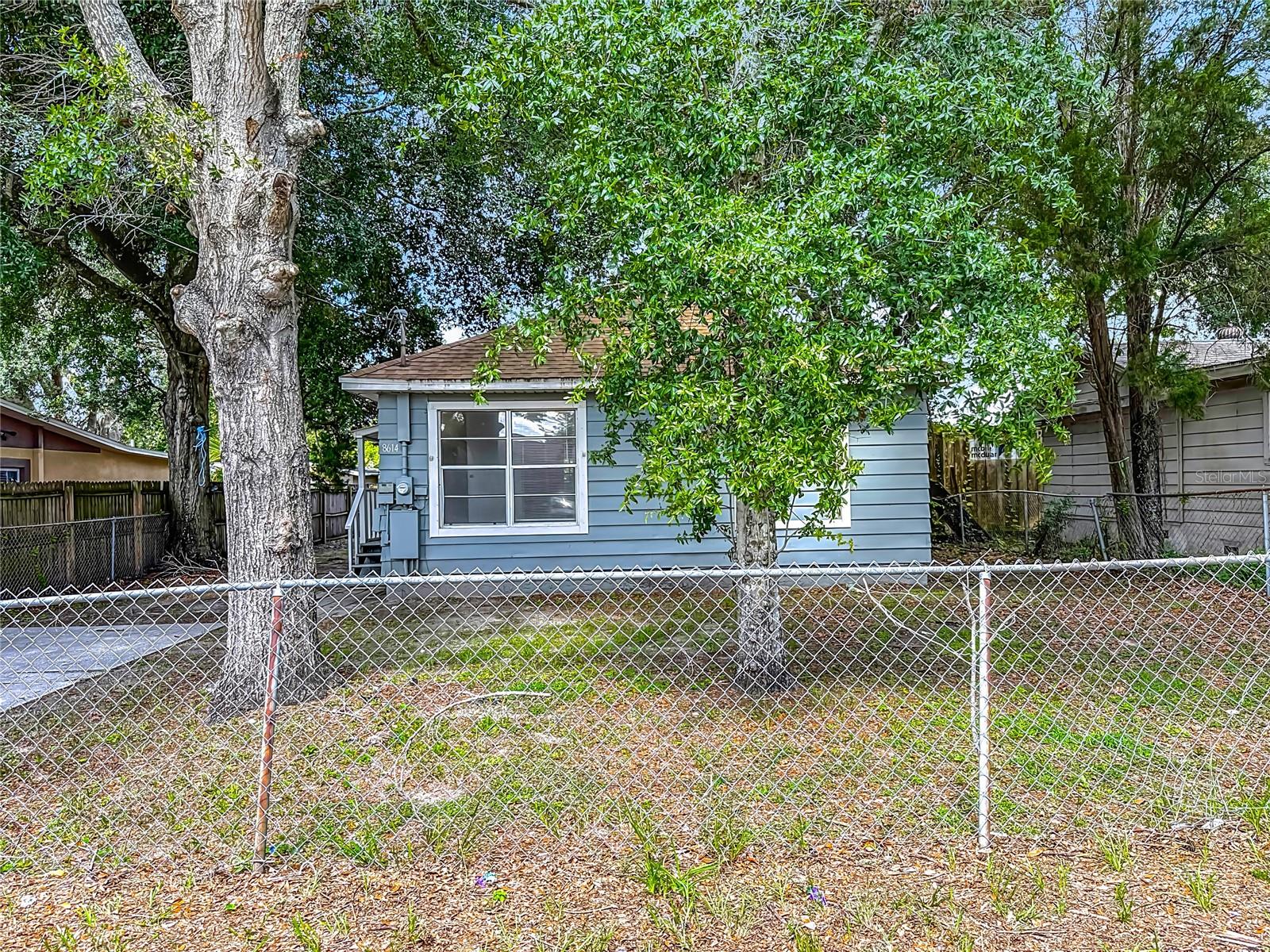 Image 7 of 51 For 8614 Orangeview Avenue