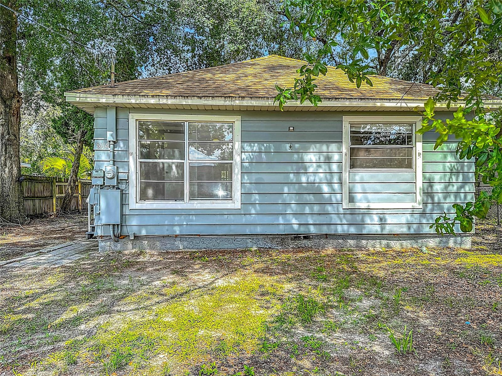 Image 9 of 51 For 8614 Orangeview Avenue