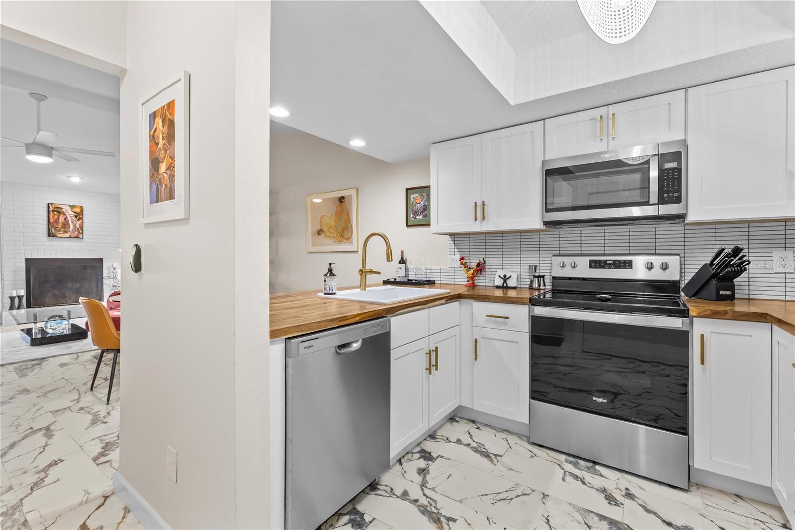 Image 3 of 21 For 4475 Humphrey Street