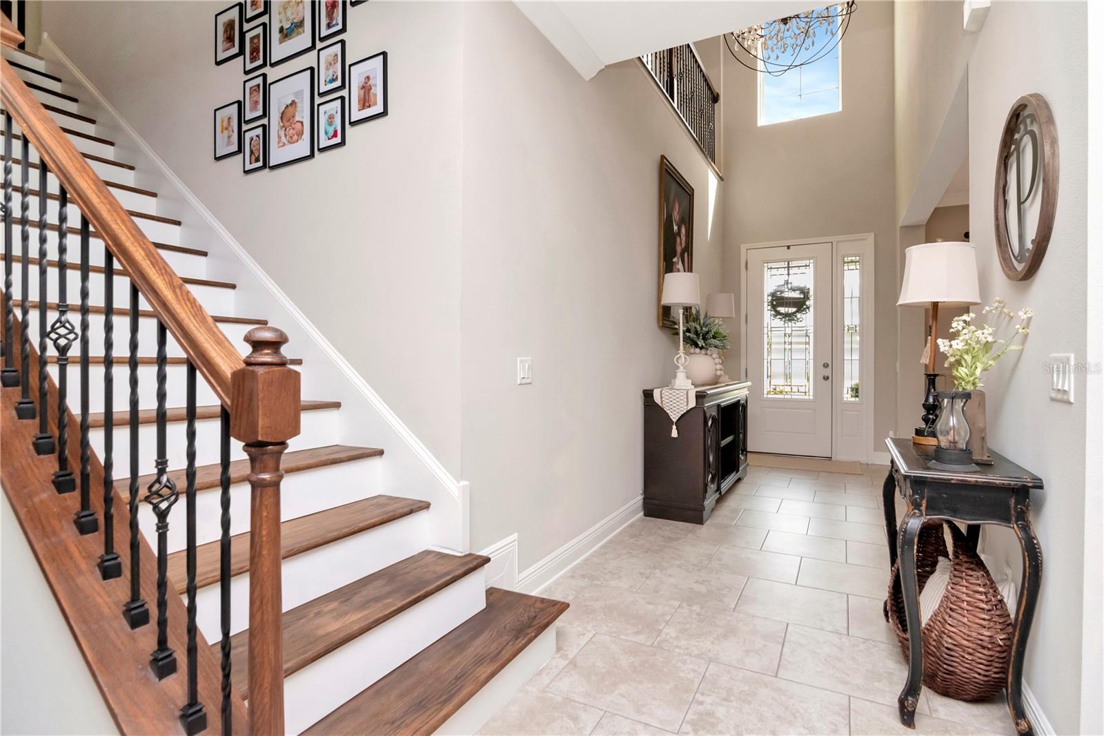 Listing photo id 12 for 11425 Leland Groves Drive