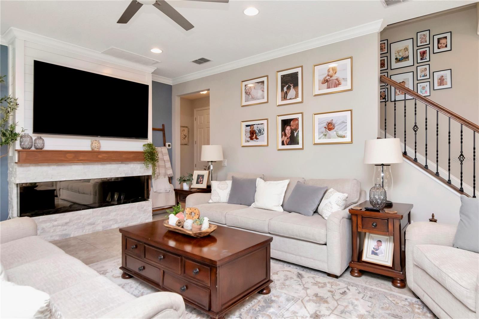 Listing photo id 23 for 11425 Leland Groves Drive