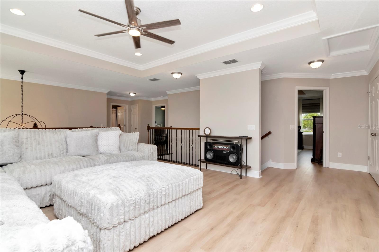 Listing photo id 28 for 11425 Leland Groves Drive