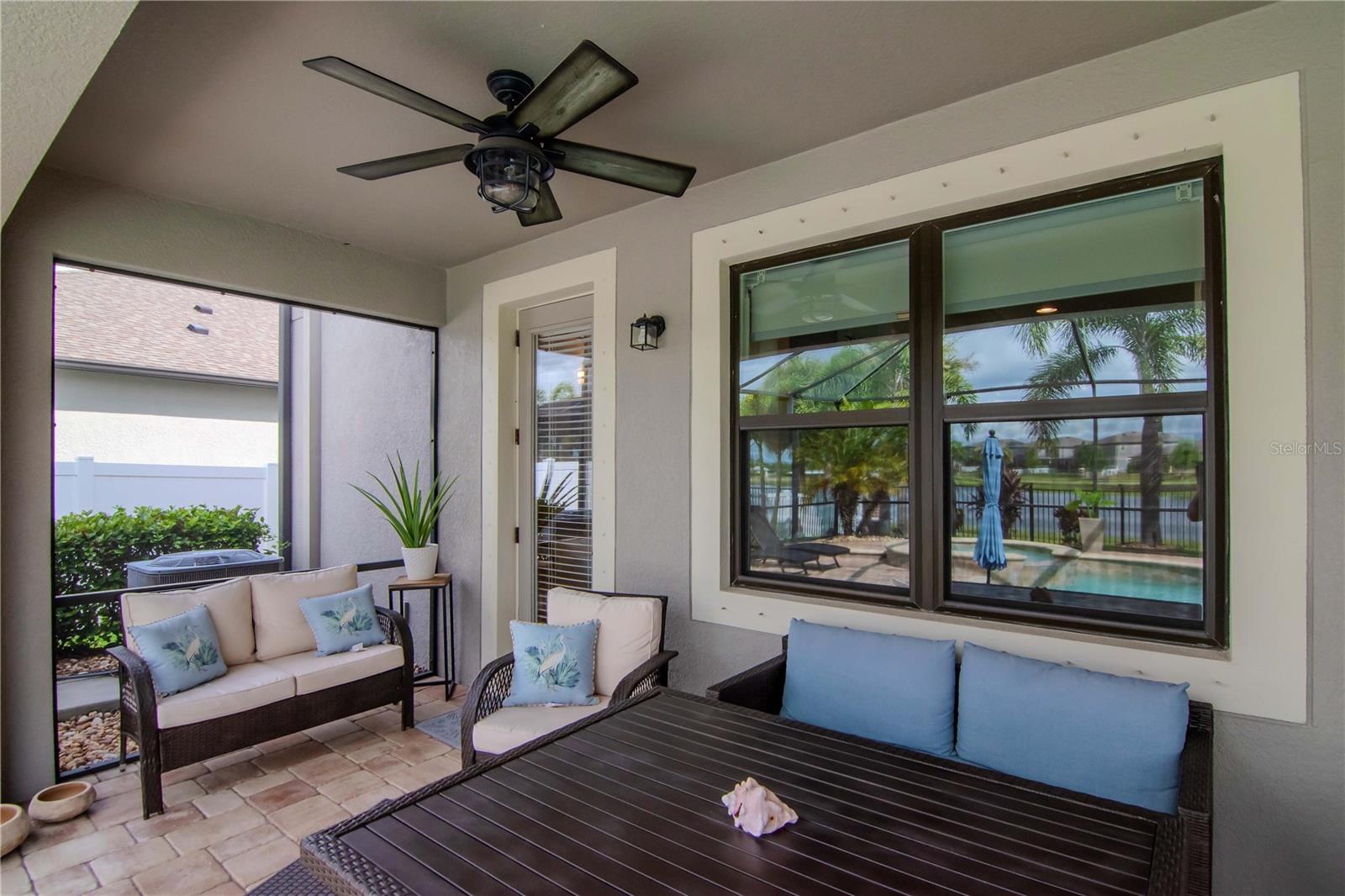 Listing photo id 44 for 11425 Leland Groves Drive