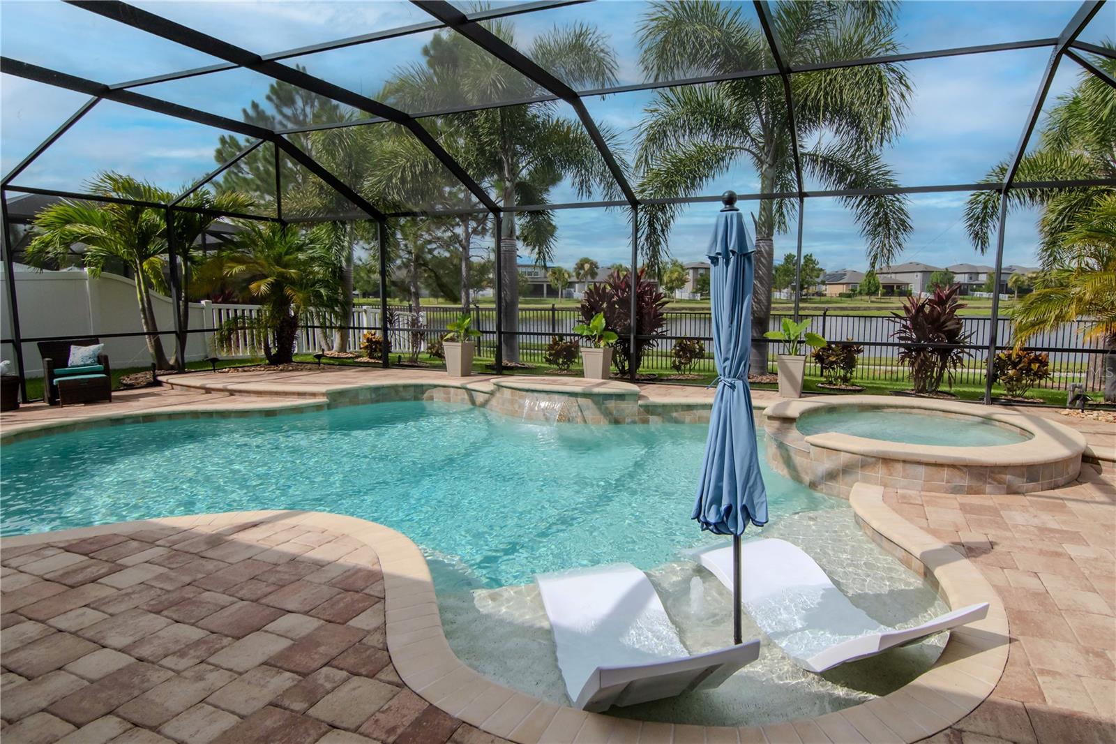 Listing photo id 47 for 11425 Leland Groves Drive