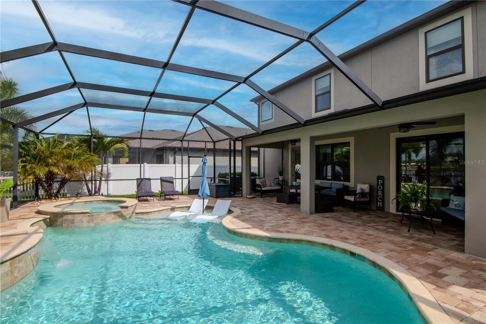 Listing photo id 54 for 11425 Leland Groves Drive