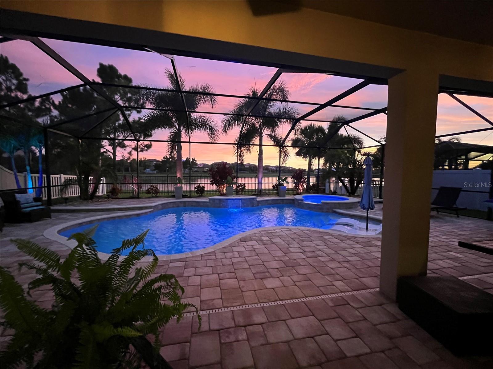 Listing photo id 58 for 11425 Leland Groves Drive