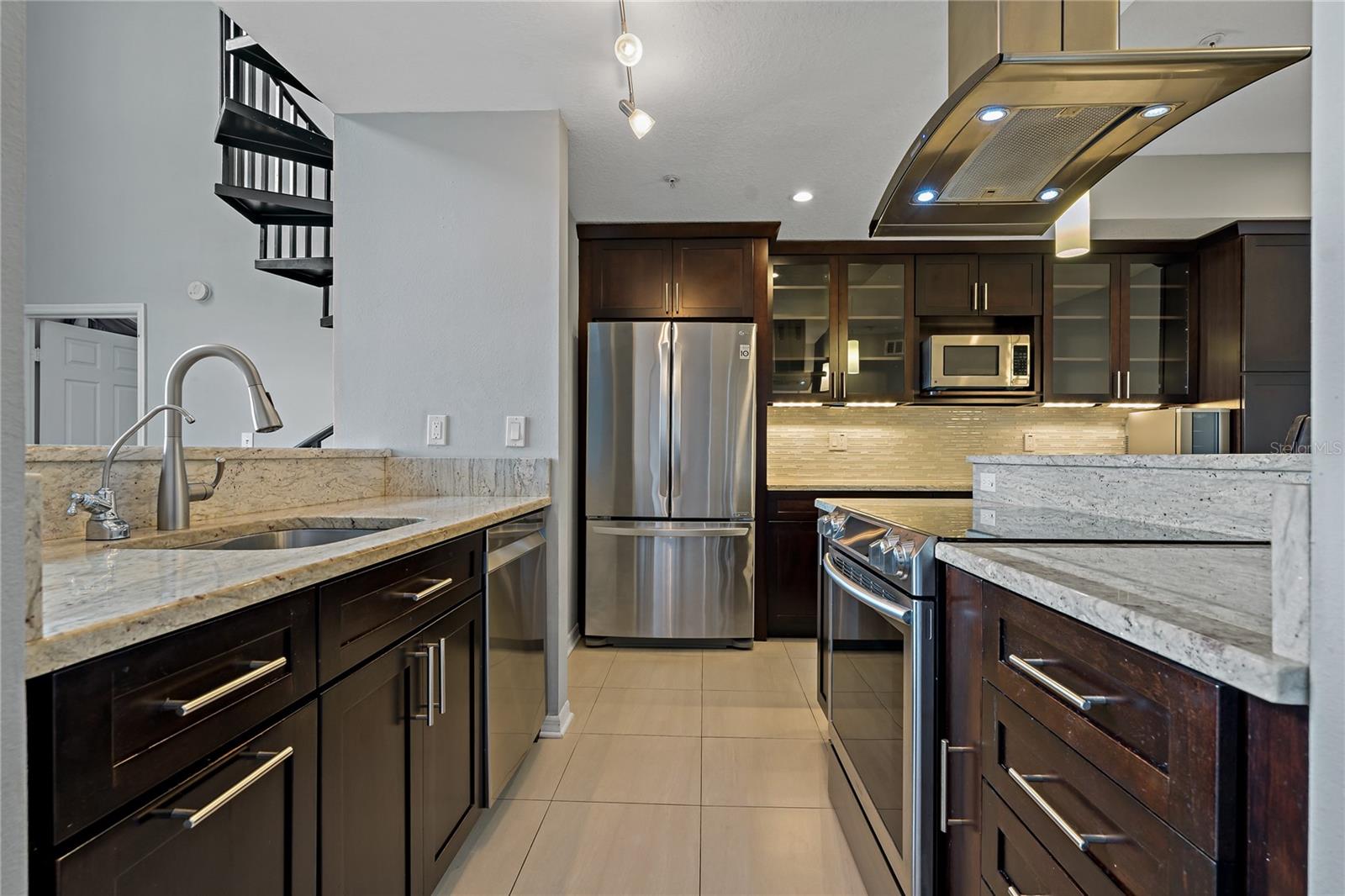 Image 7 of 63 For 501 Knights Run Avenue 1317