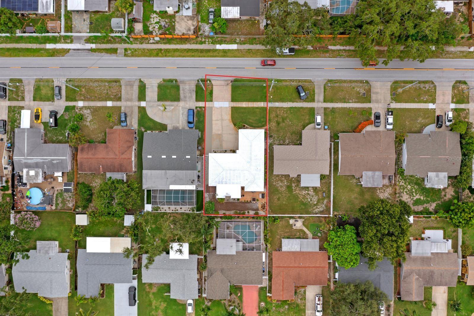 Image 33 of 35 For 13565 86th Avenue