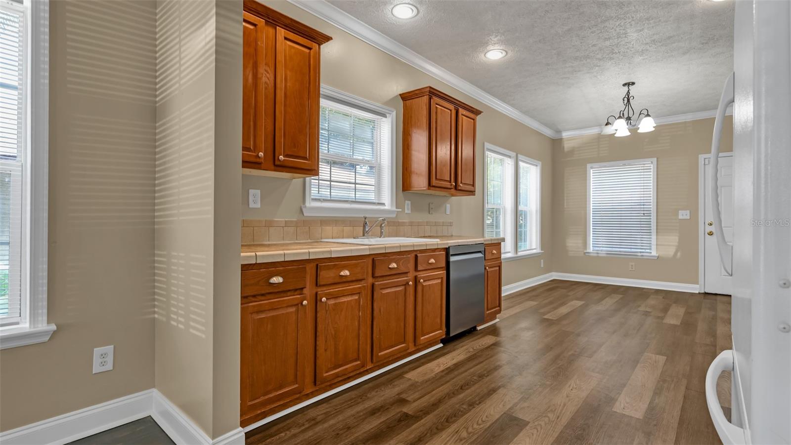 Image 10 of 32 For 9301 20th Street