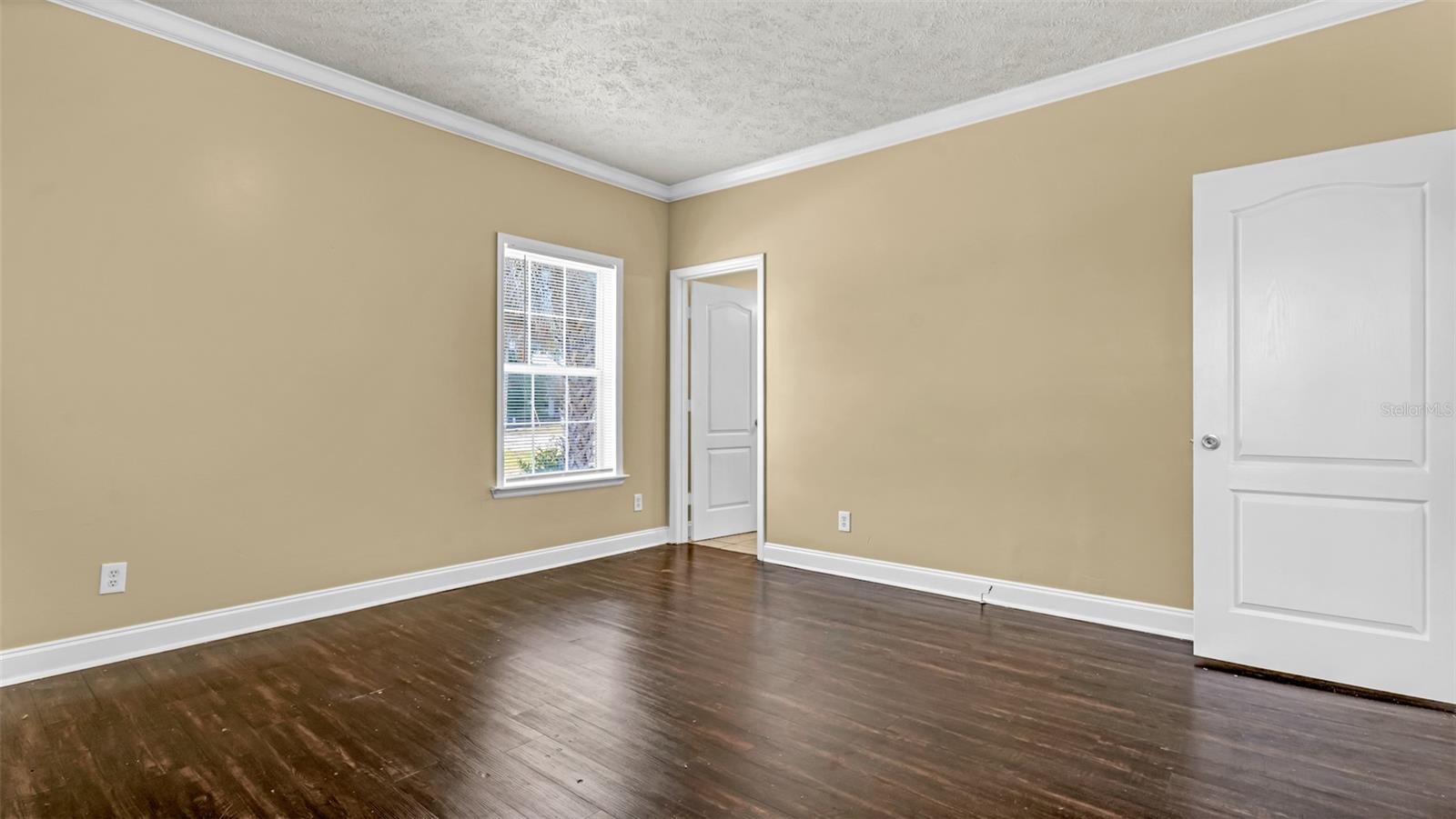 Image 19 of 32 For 9301 20th Street