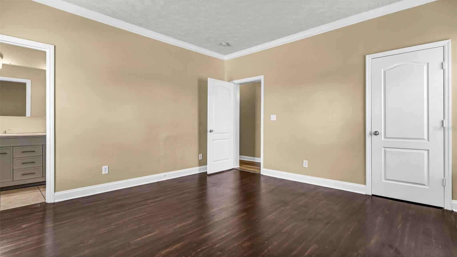 Image 20 of 32 For 9301 20th Street