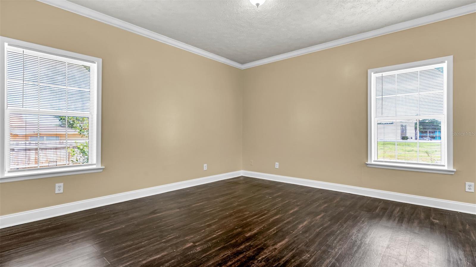 Image 21 of 32 For 9301 20th Street