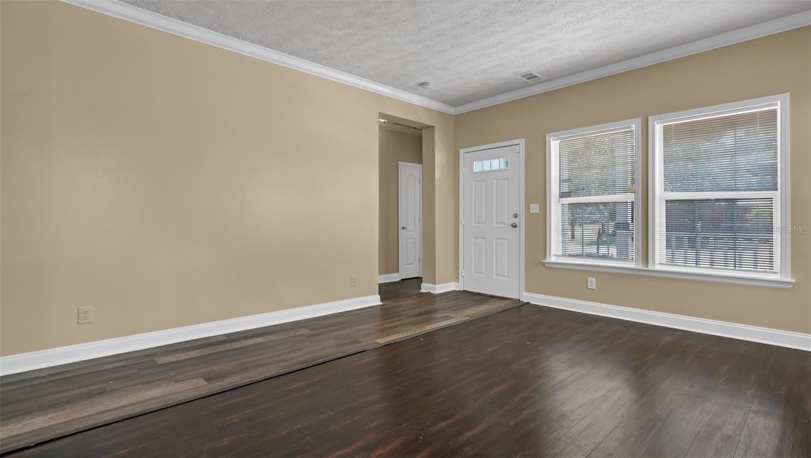 Image 5 of 32 For 9301 20th Street