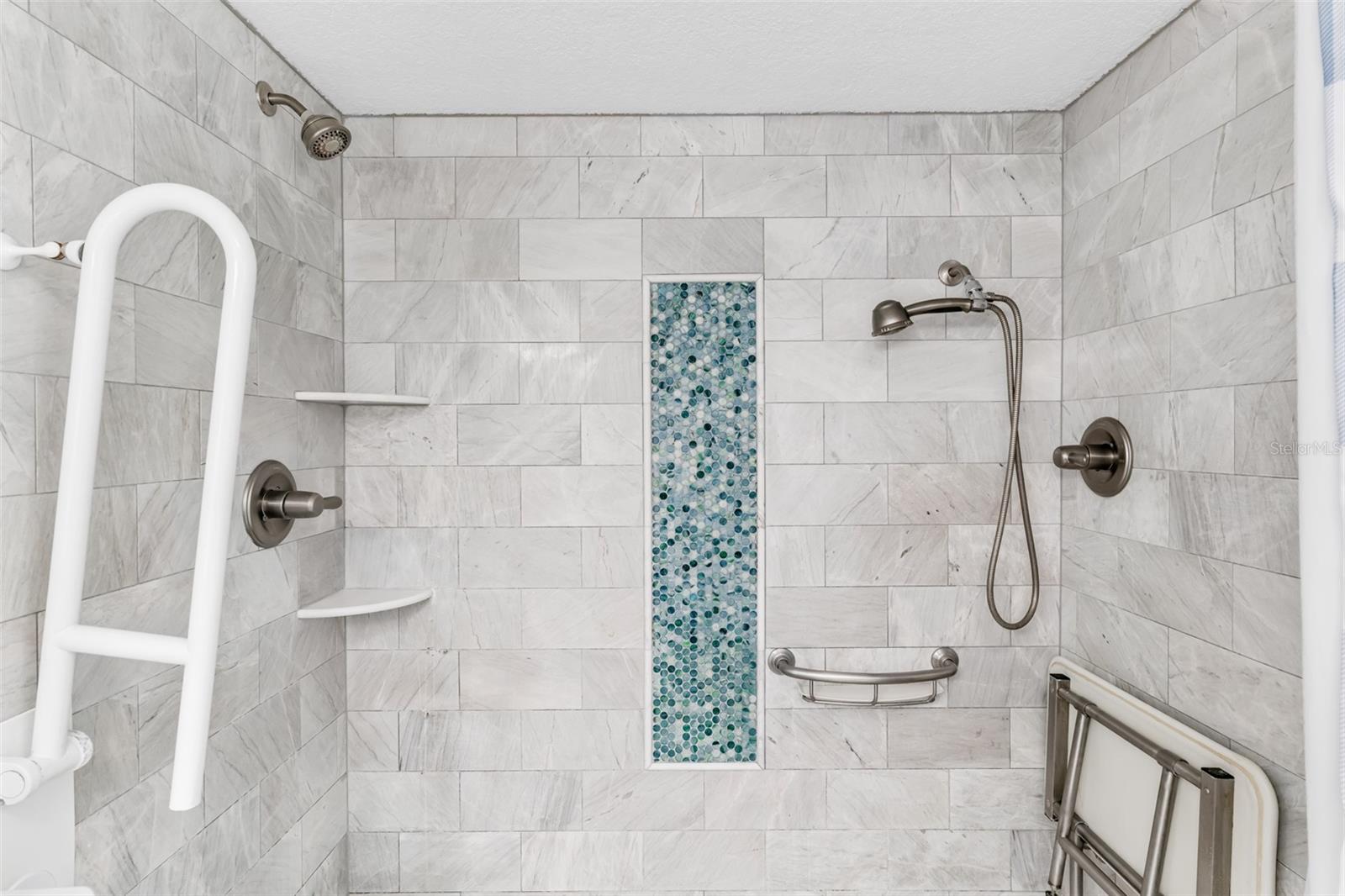 Listing photo id 21 for 18500 Gulf Boulevard 503