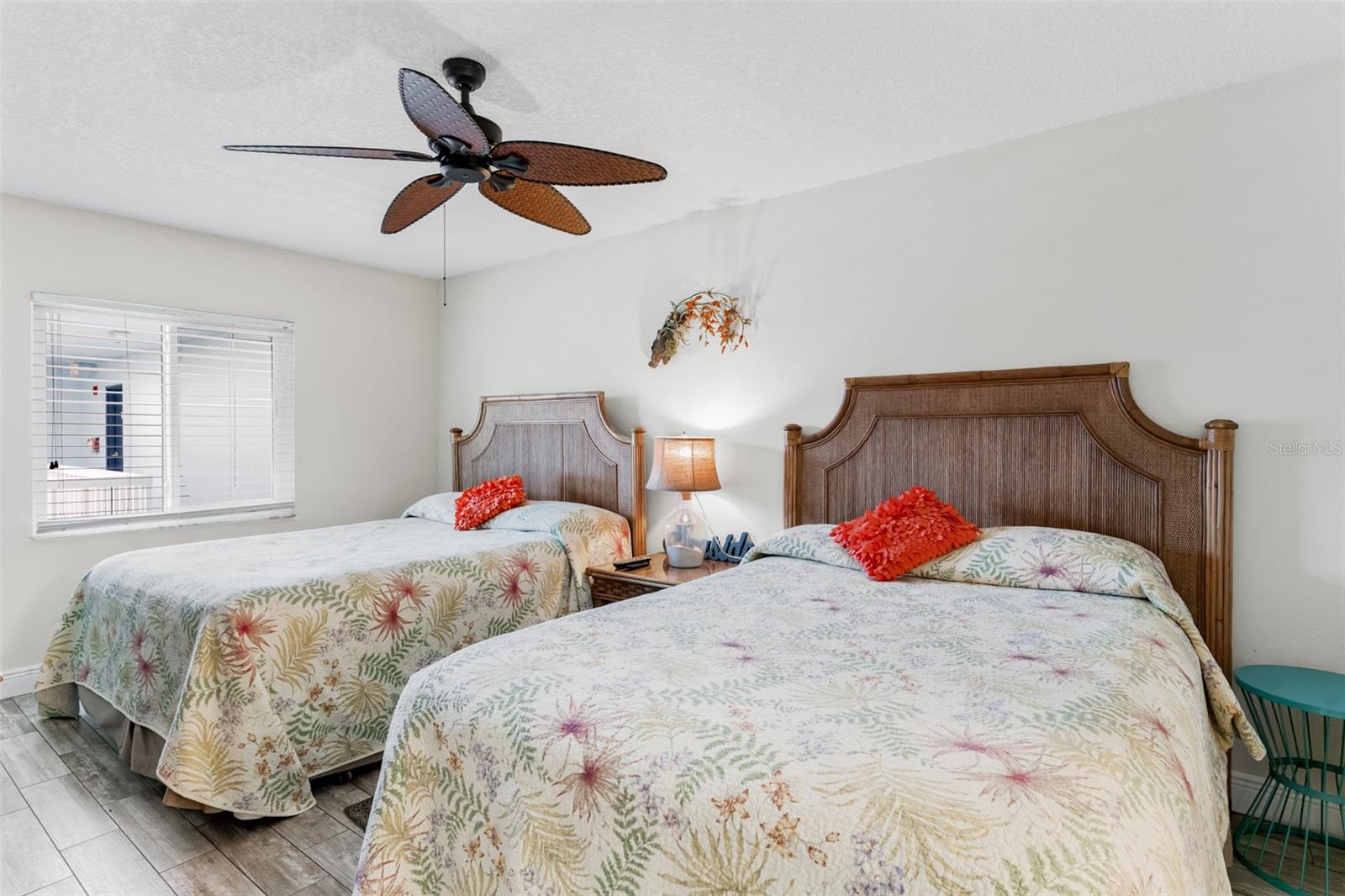 Listing photo id 23 for 18500 Gulf Boulevard 503