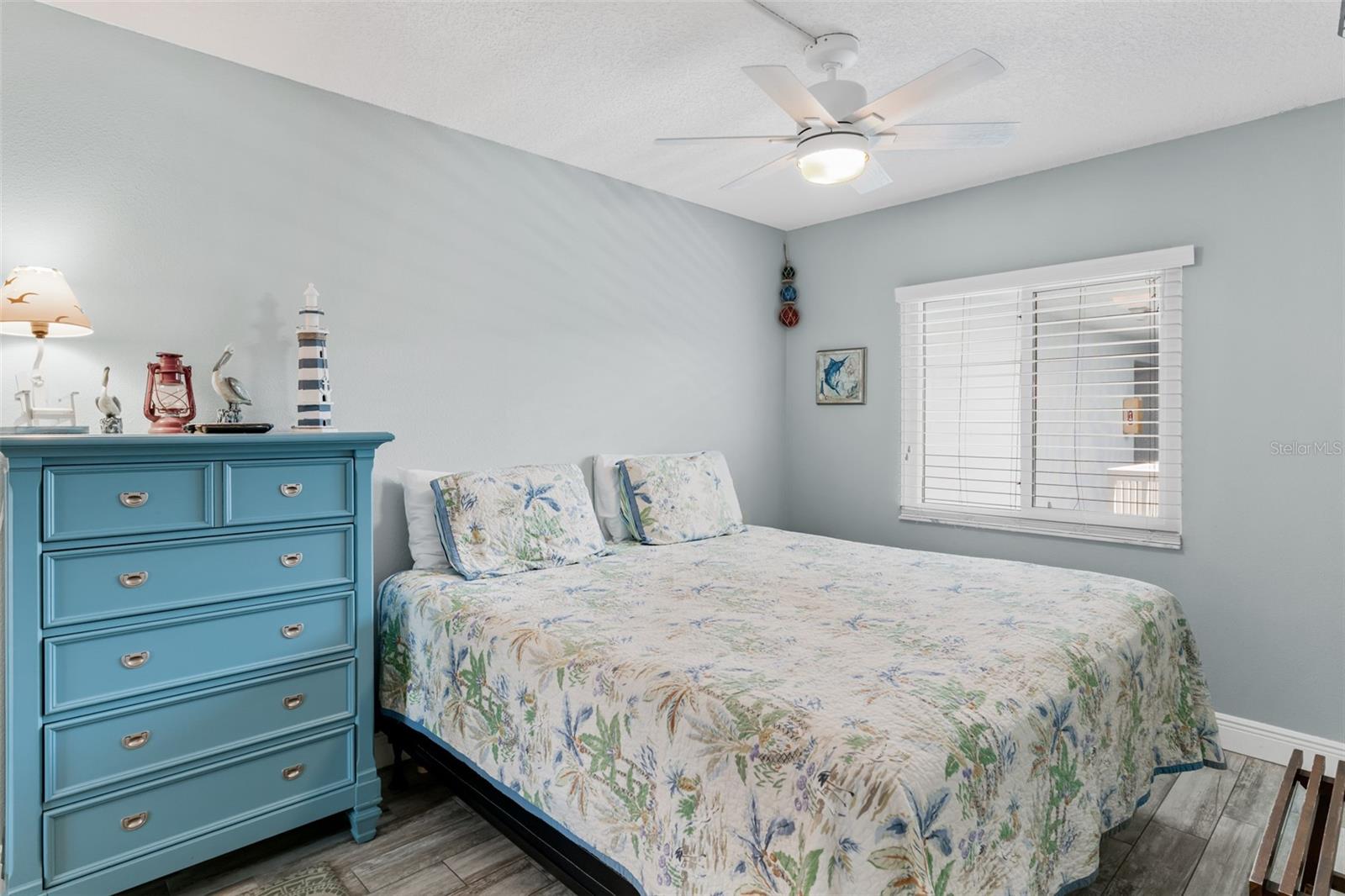 Listing photo id 30 for 18500 Gulf Boulevard 503
