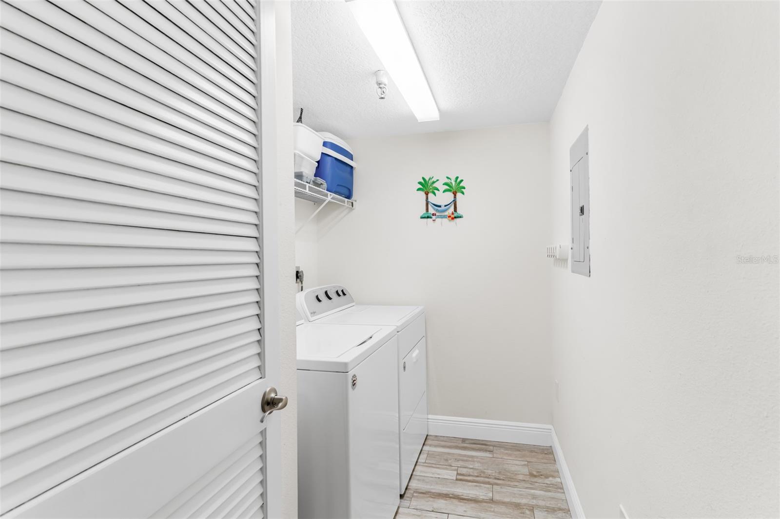 Listing photo id 33 for 18500 Gulf Boulevard 503