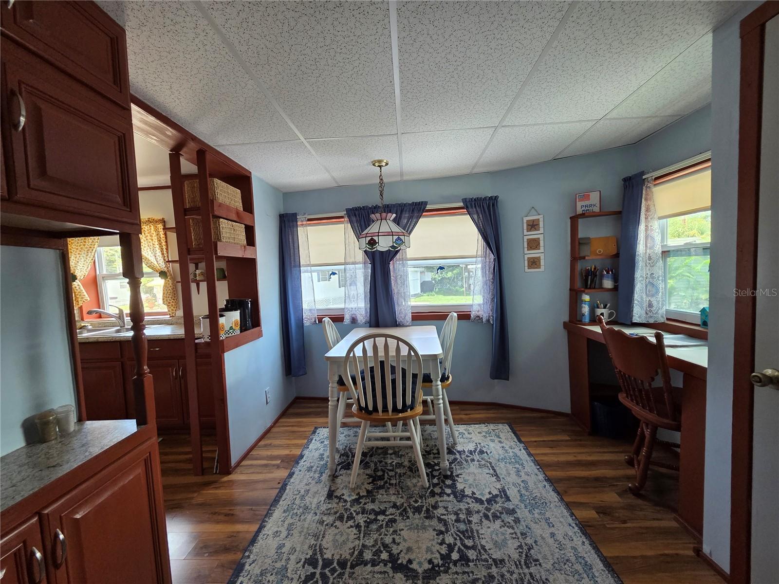 Image 5 of 20 For 7803 46th Avenue N 116