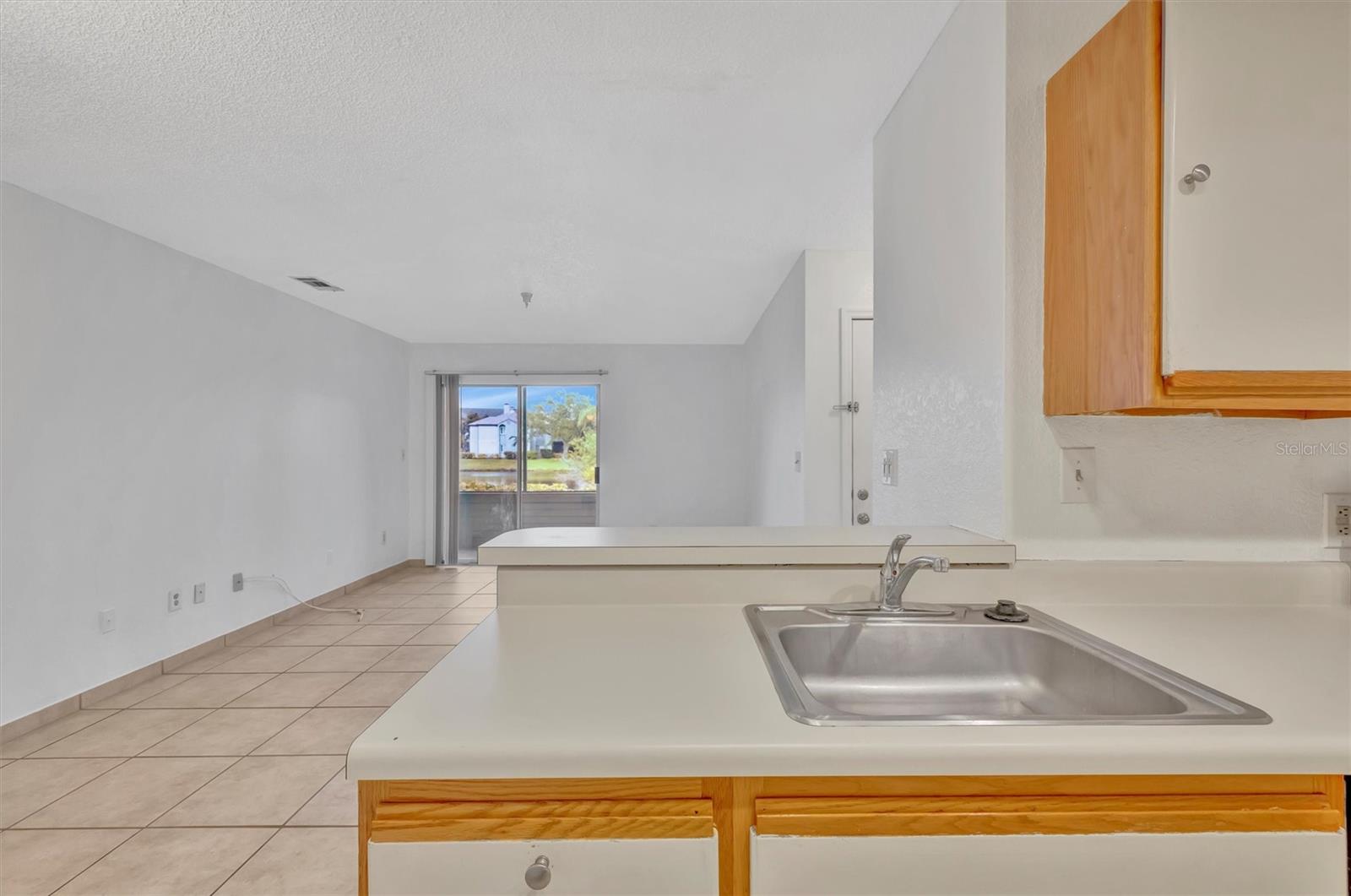 Image 14 of 22 For 10265 Gandy Boulevard N 1611