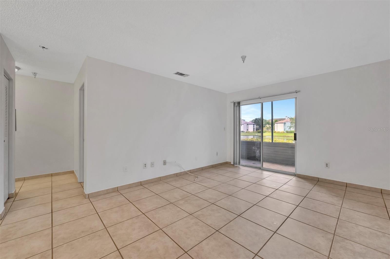 Image 3 of 22 For 10265 Gandy Boulevard N 1611