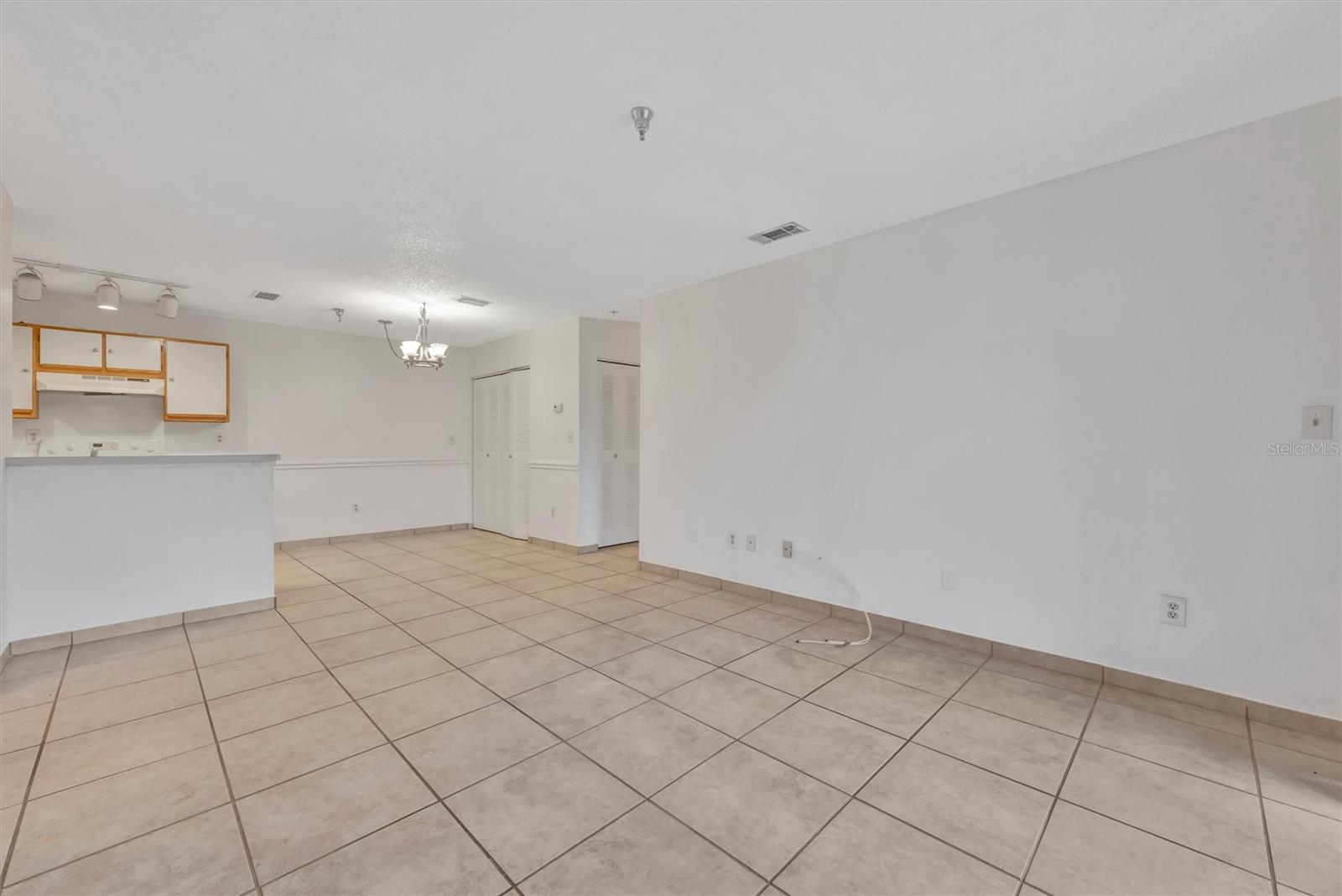 Image 4 of 22 For 10265 Gandy Boulevard N 1611