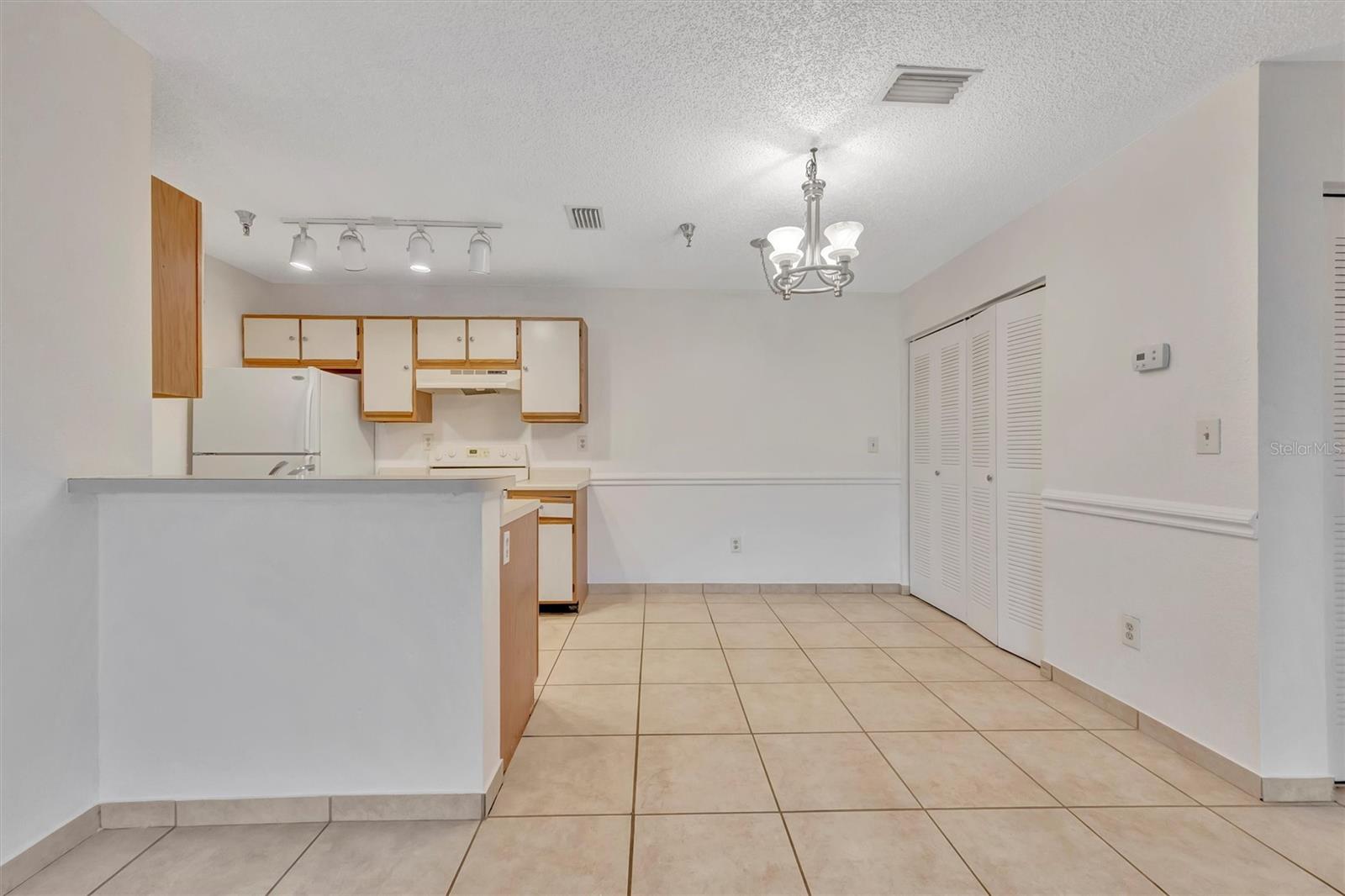 Image 7 of 22 For 10265 Gandy Boulevard N 1611