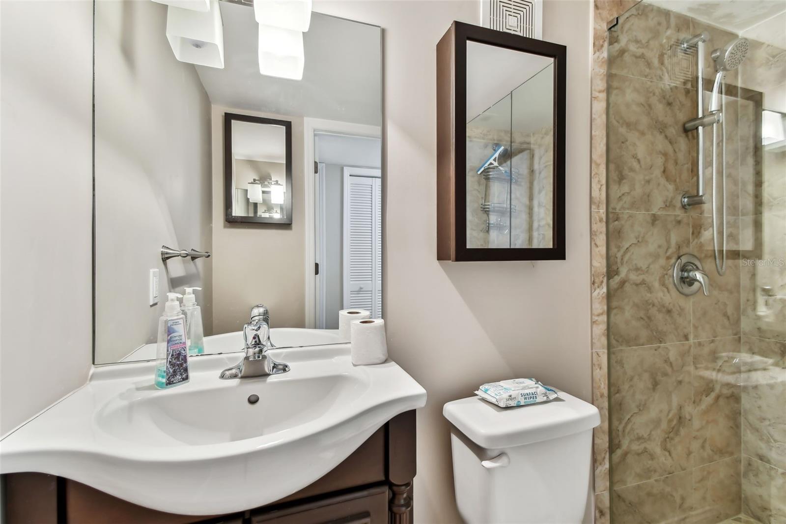 Image 14 of 25 For 7701 Starkey Road 105