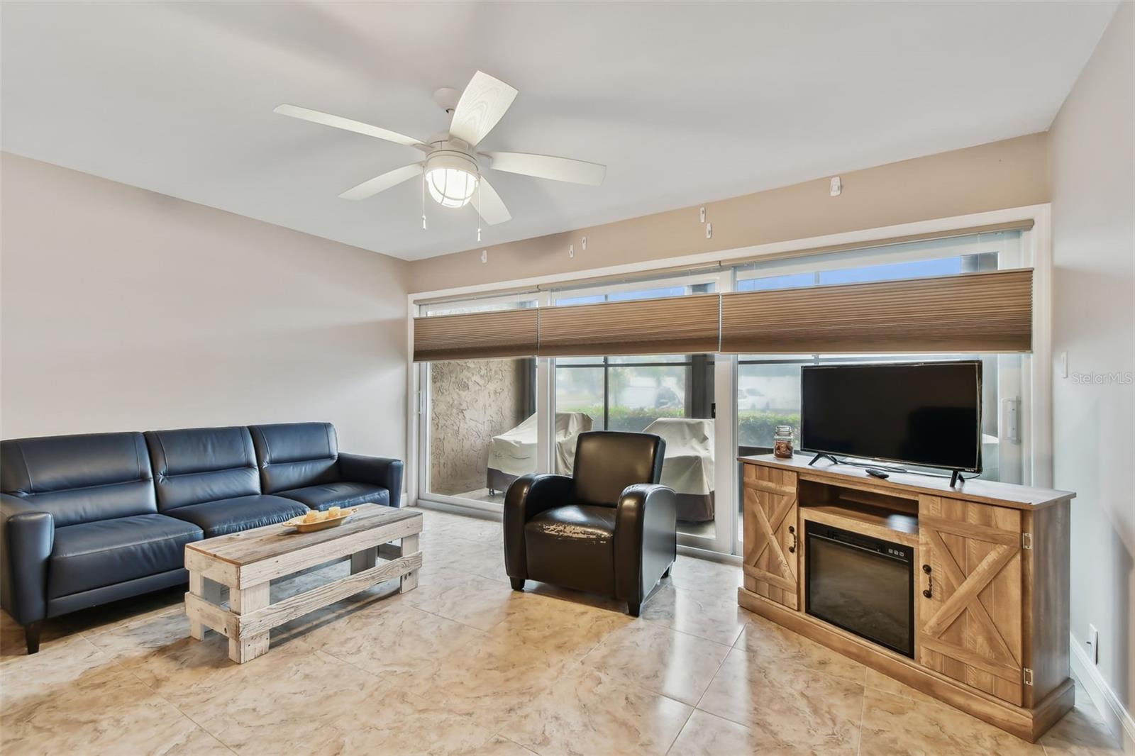 Image 5 of 25 For 7701 Starkey Road 105