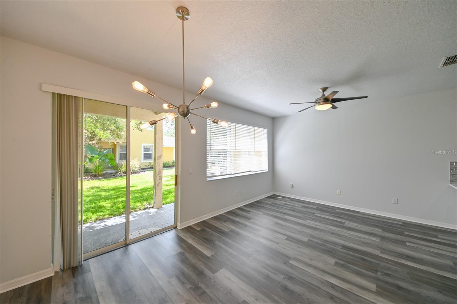 Image 15 of 50 For 8171 Stone View Drive