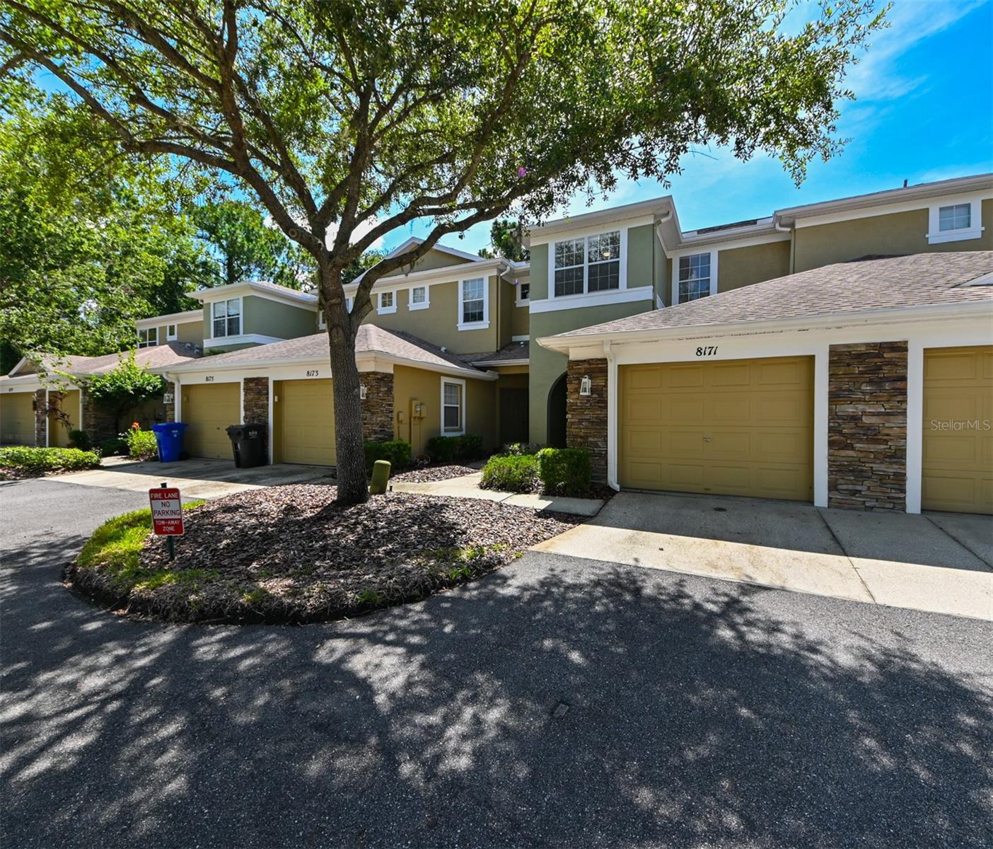 Image 8 of 50 For 8171 Stone View Drive