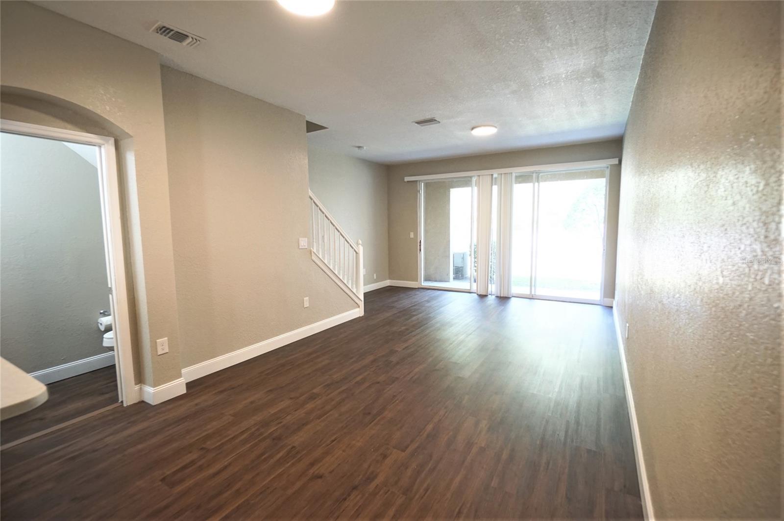 Image 8 of 25 For 4146 Bismarck Palm Drive