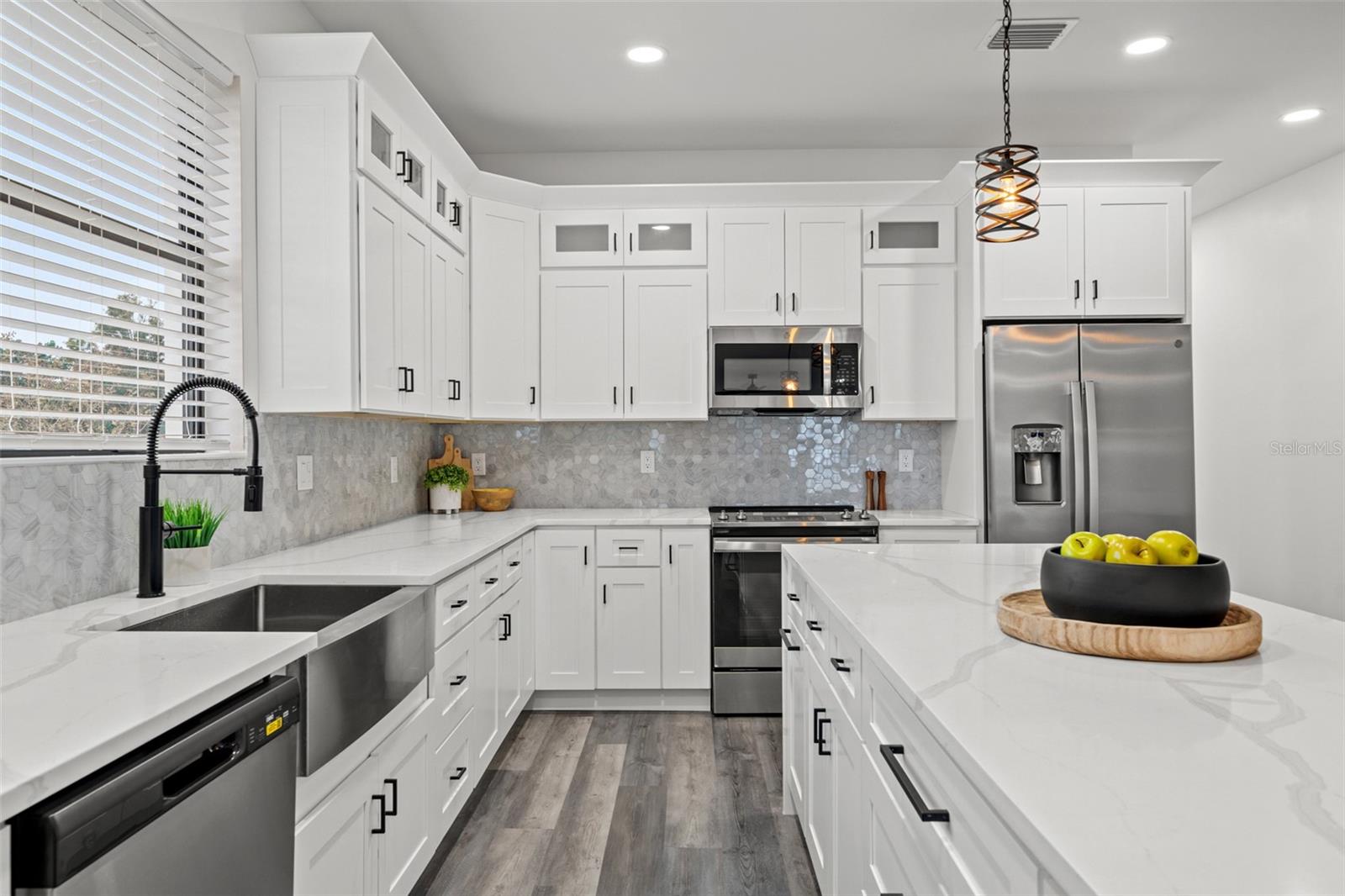 Image 15 of 36 For 6216 64th Way N