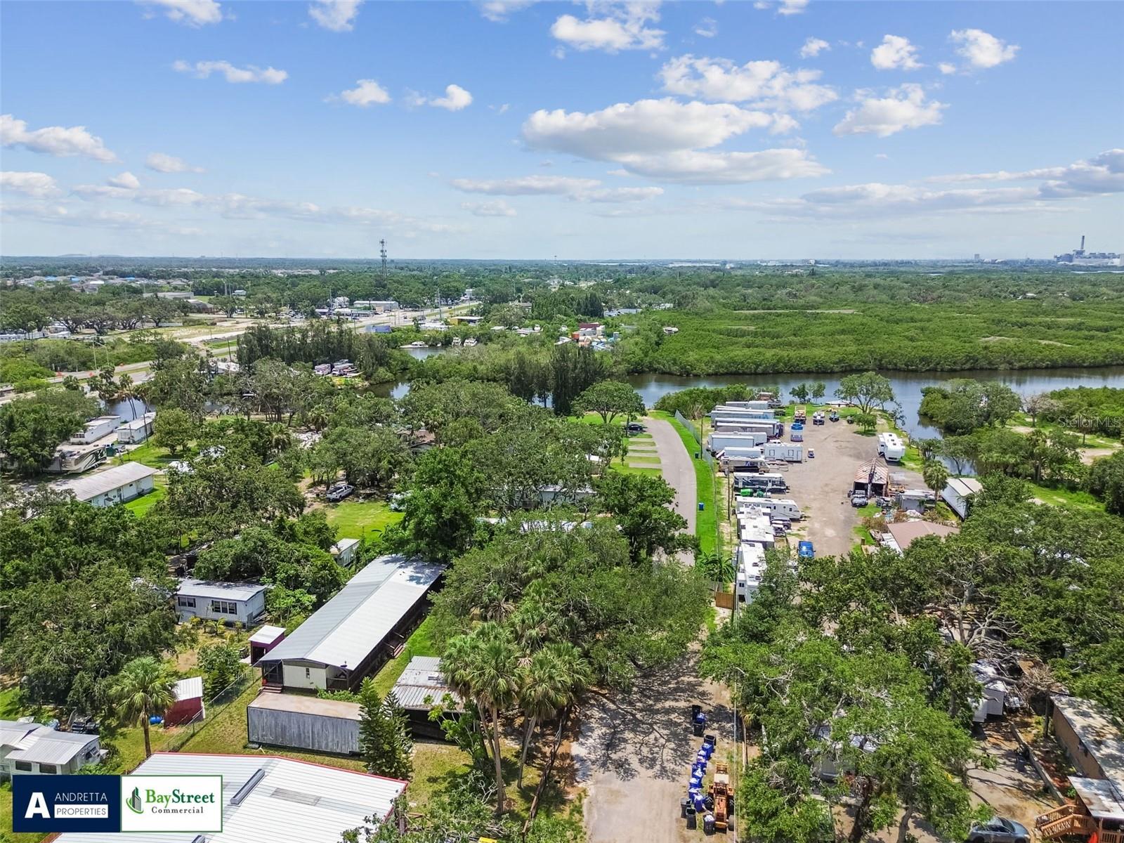 Listing photo id 4 for 11224 Restwood Drive