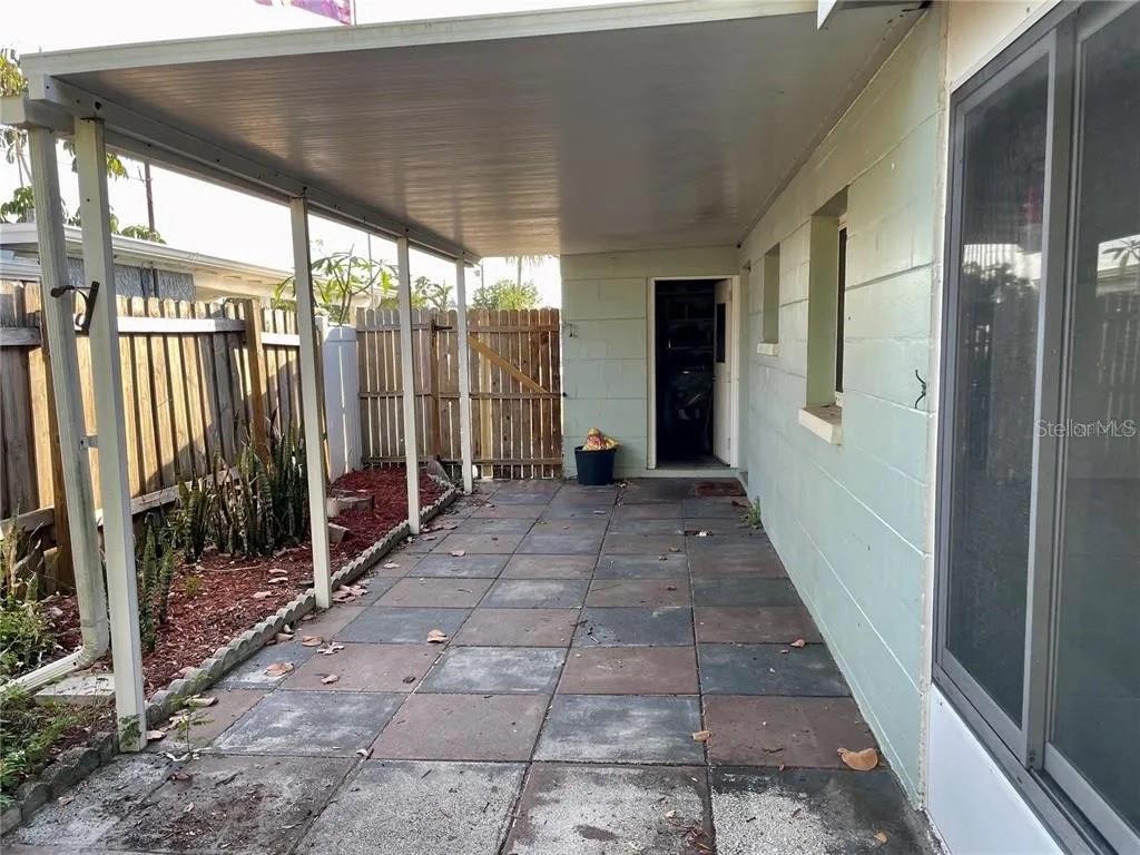 Image 8 of 11 For 624 Folsom Street S