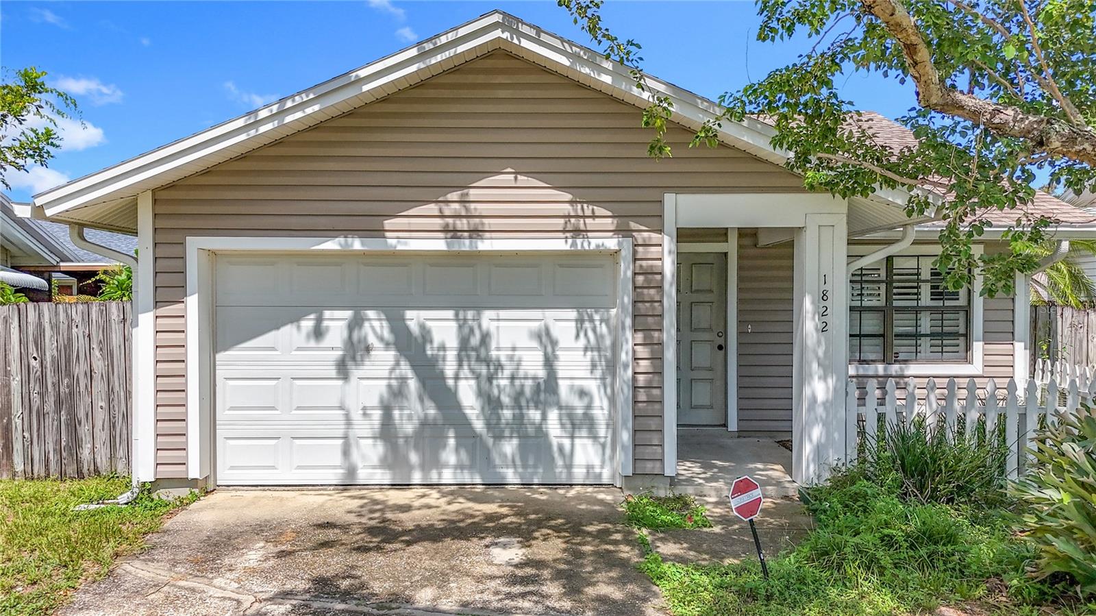 Image 2 of 50 For 1822 Tall Pines Drive