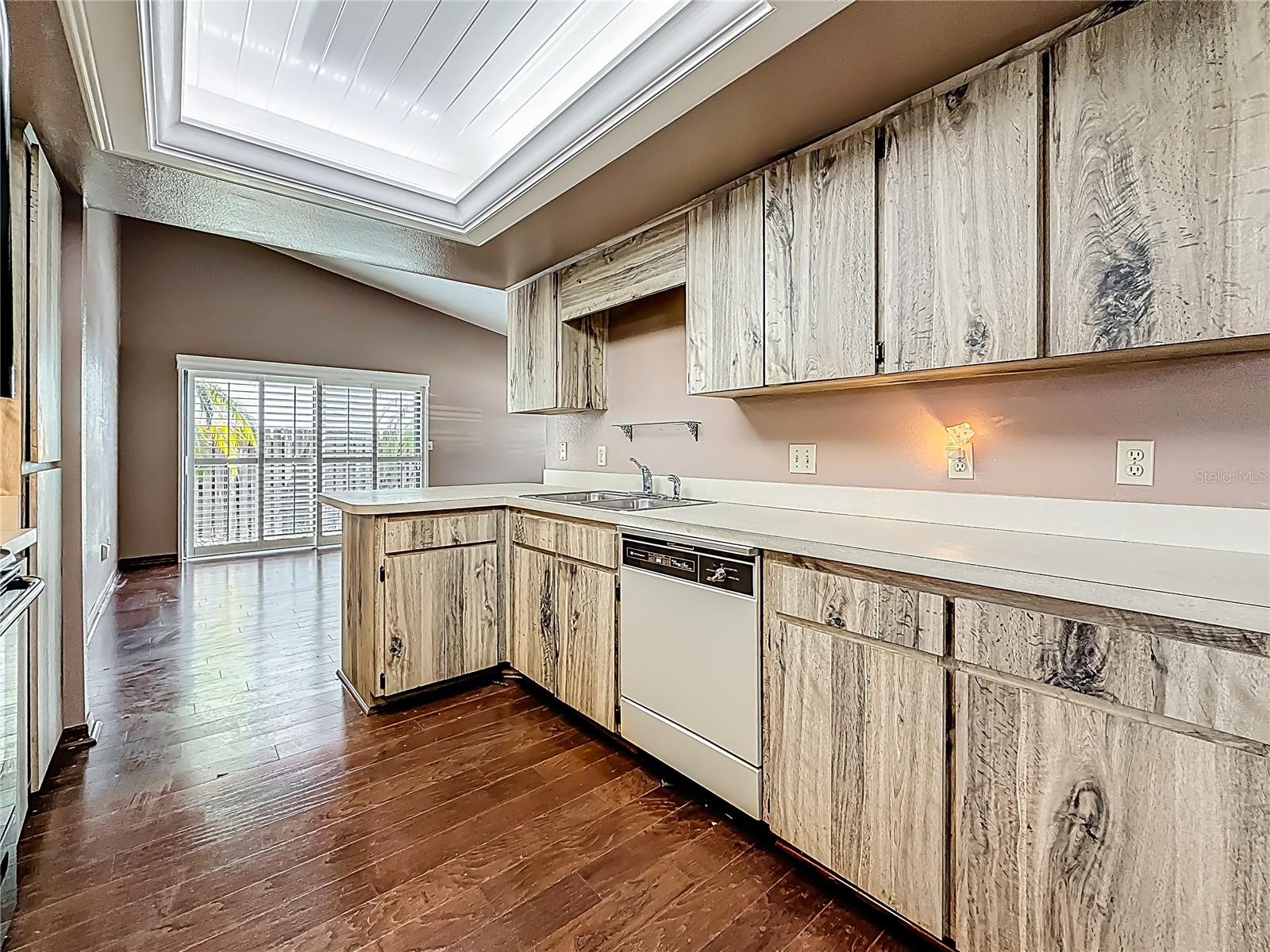 Image 25 of 50 For 1822 Tall Pines Drive