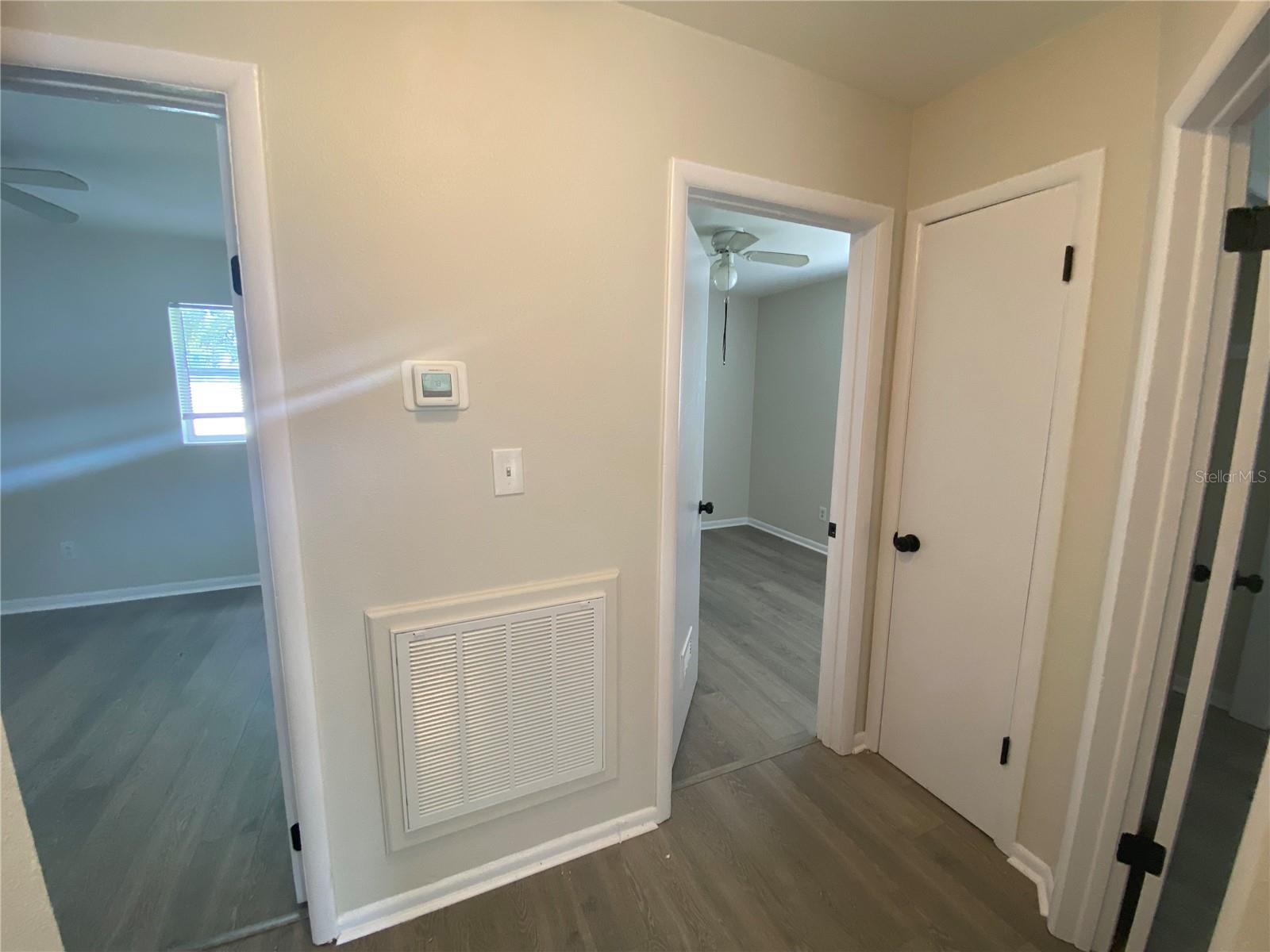 Image 18 of 23 For 10202 27th Street
